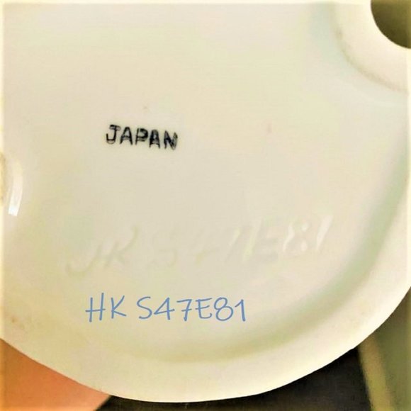 Vintage HK Harvey Knox Porcelain Woman Figurine - Picture 7 of 8